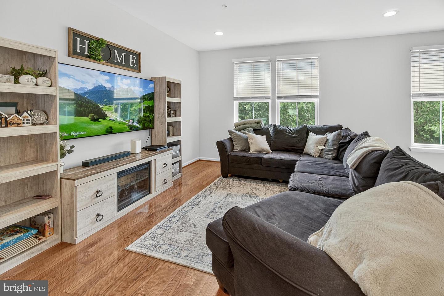 627 Potomac View Pkwy Property Photo 14