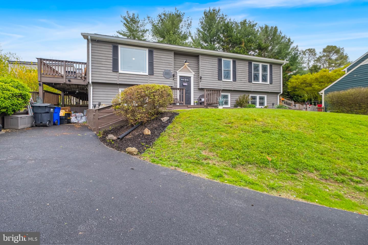 6651 Coldstream Dr Property Photo 1