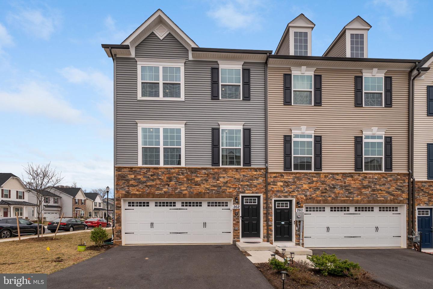 Belle Air Townhomes Real Estate Listings Main Image