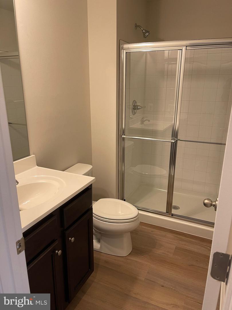 5905 Garden Walk Dr Property Photo 4