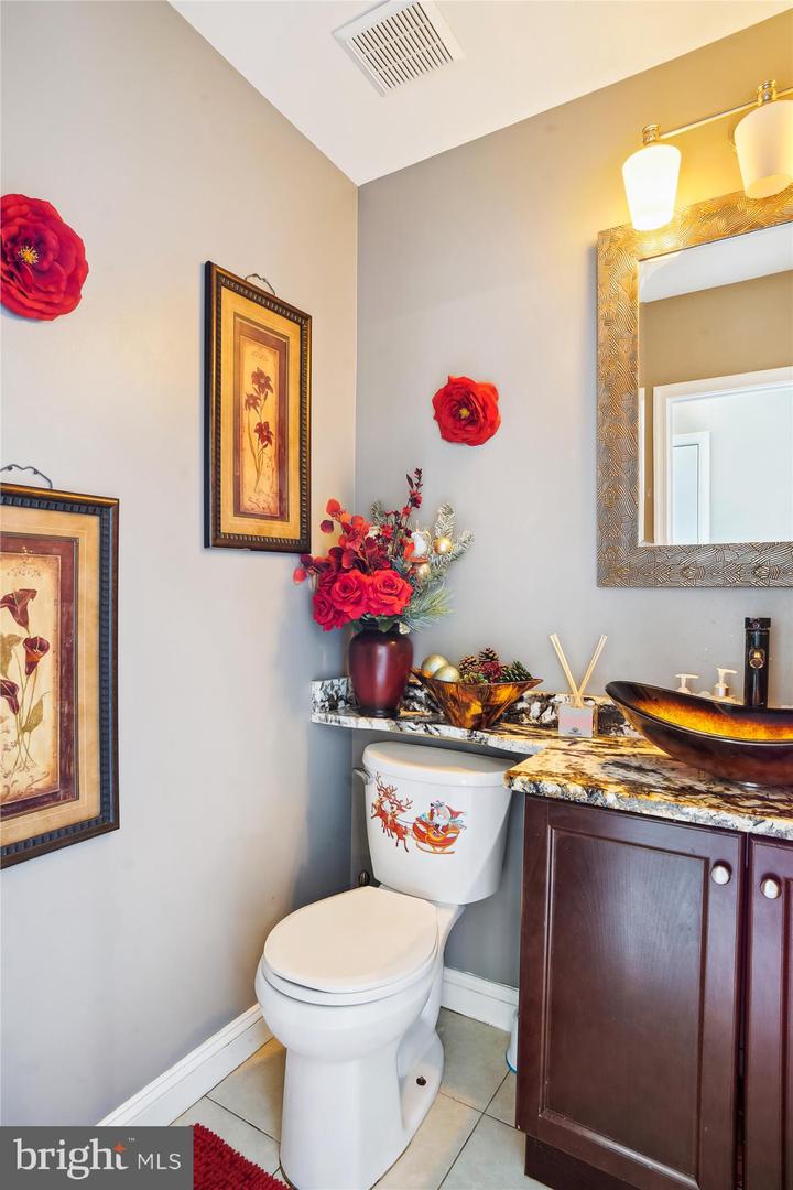 6301 Bradford Ct Property Photo 20