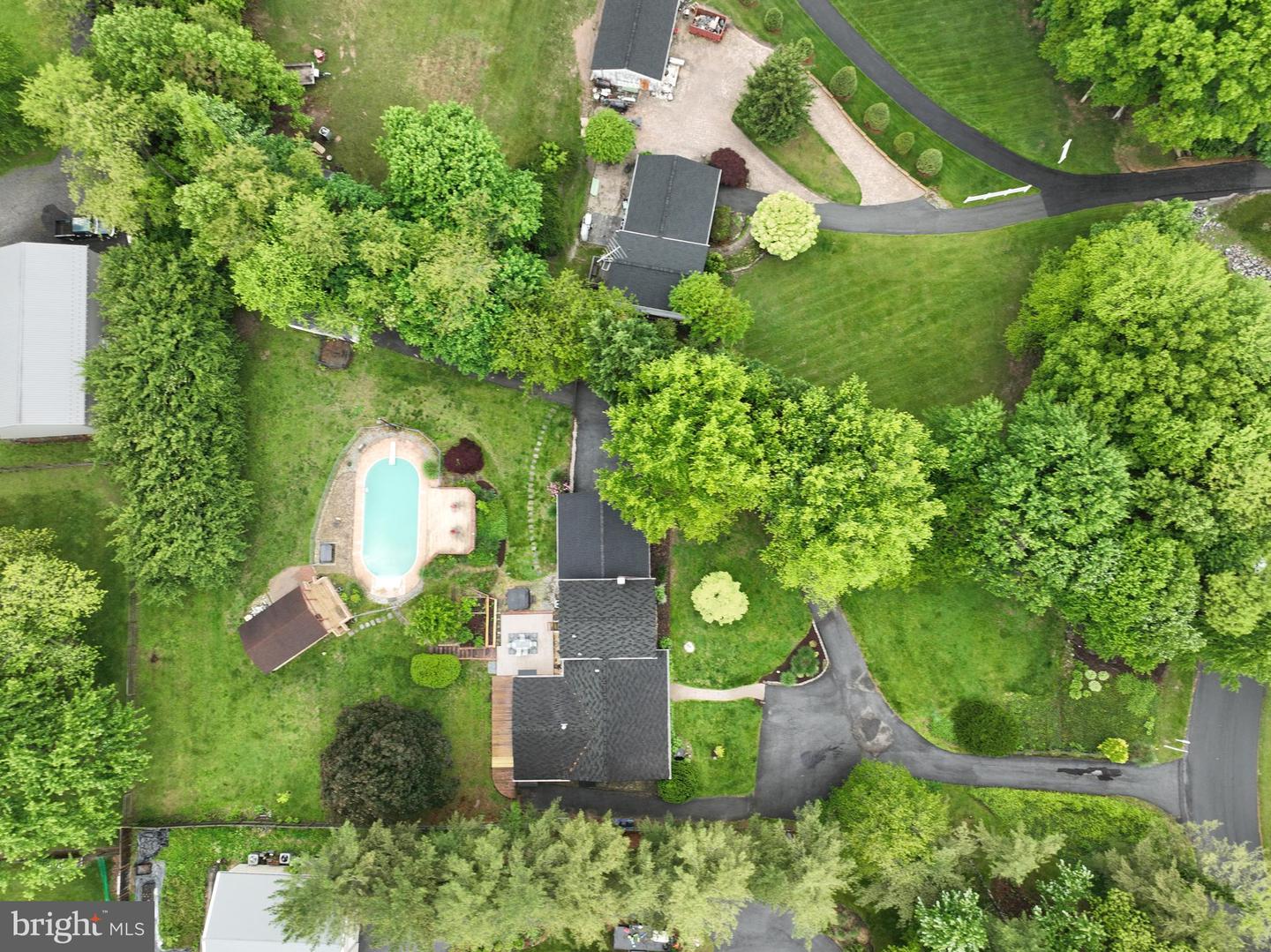 13108 Manor Drive Property Photo 3