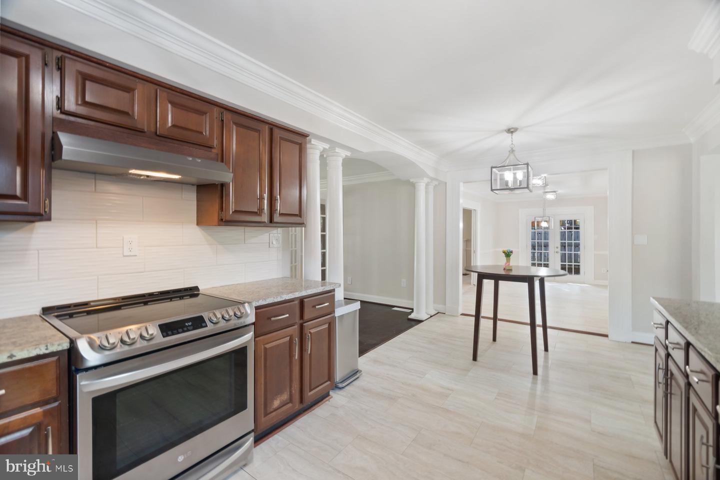 13108 Manor Drive Property Photo 13