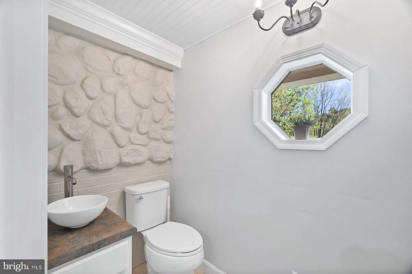 13108 Manor Drive Property Photo 14