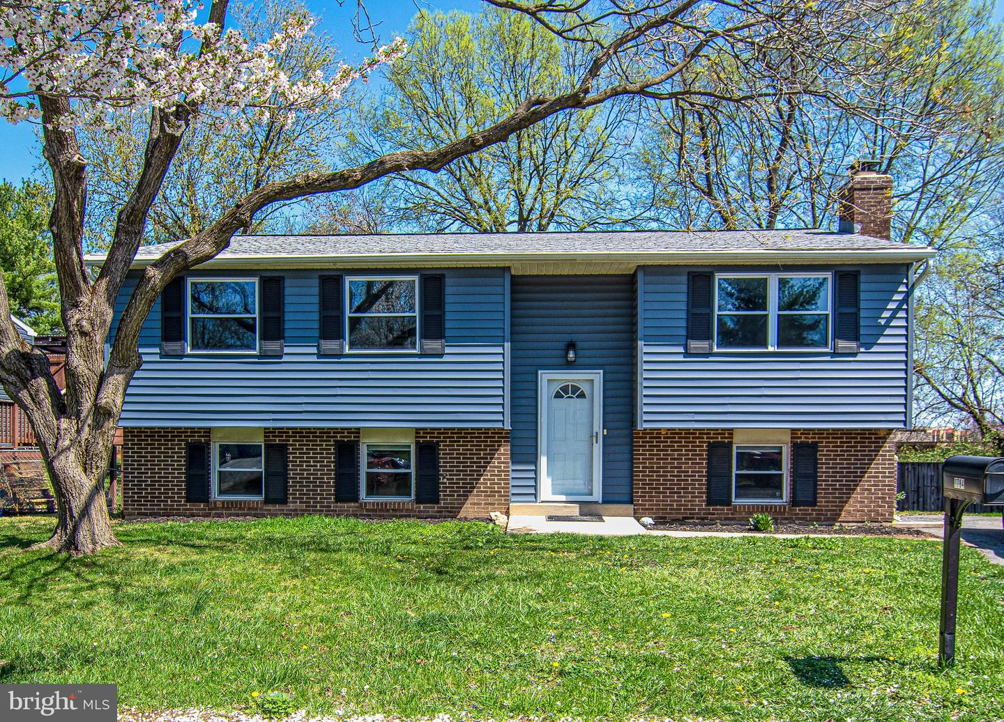 1784 Valleyside Dr Property Photo 1