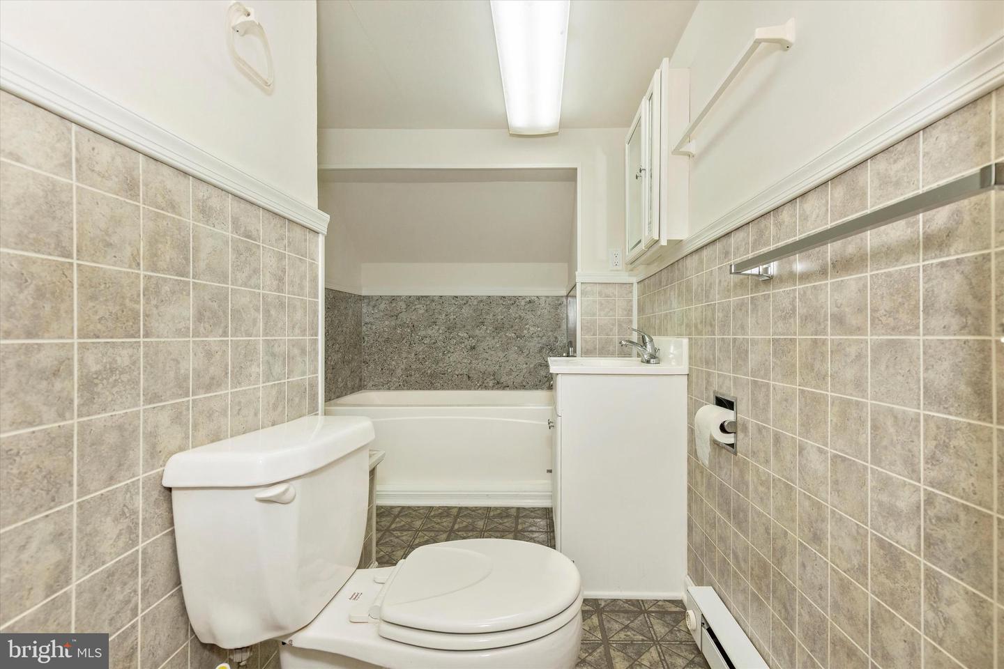 3712 & 3714 A B C South Mountain Road Property Photo 23