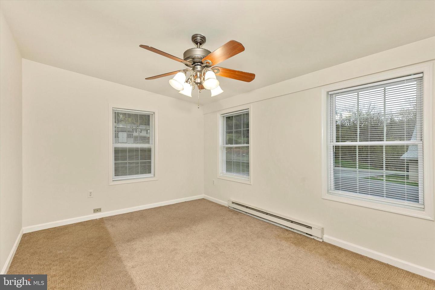3712 & 3714 A B C South Mountain Road Property Photo 54