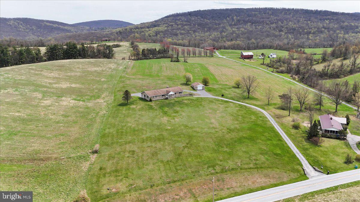17515 Harbaugh Valley Rd Property Photo 6