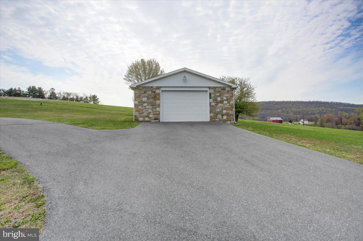 17515 Harbaugh Valley Rd Property Photo 46