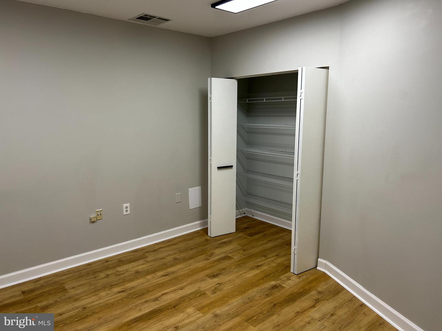 176 Thomas Johnson Dr #5c2 Property Photo 7