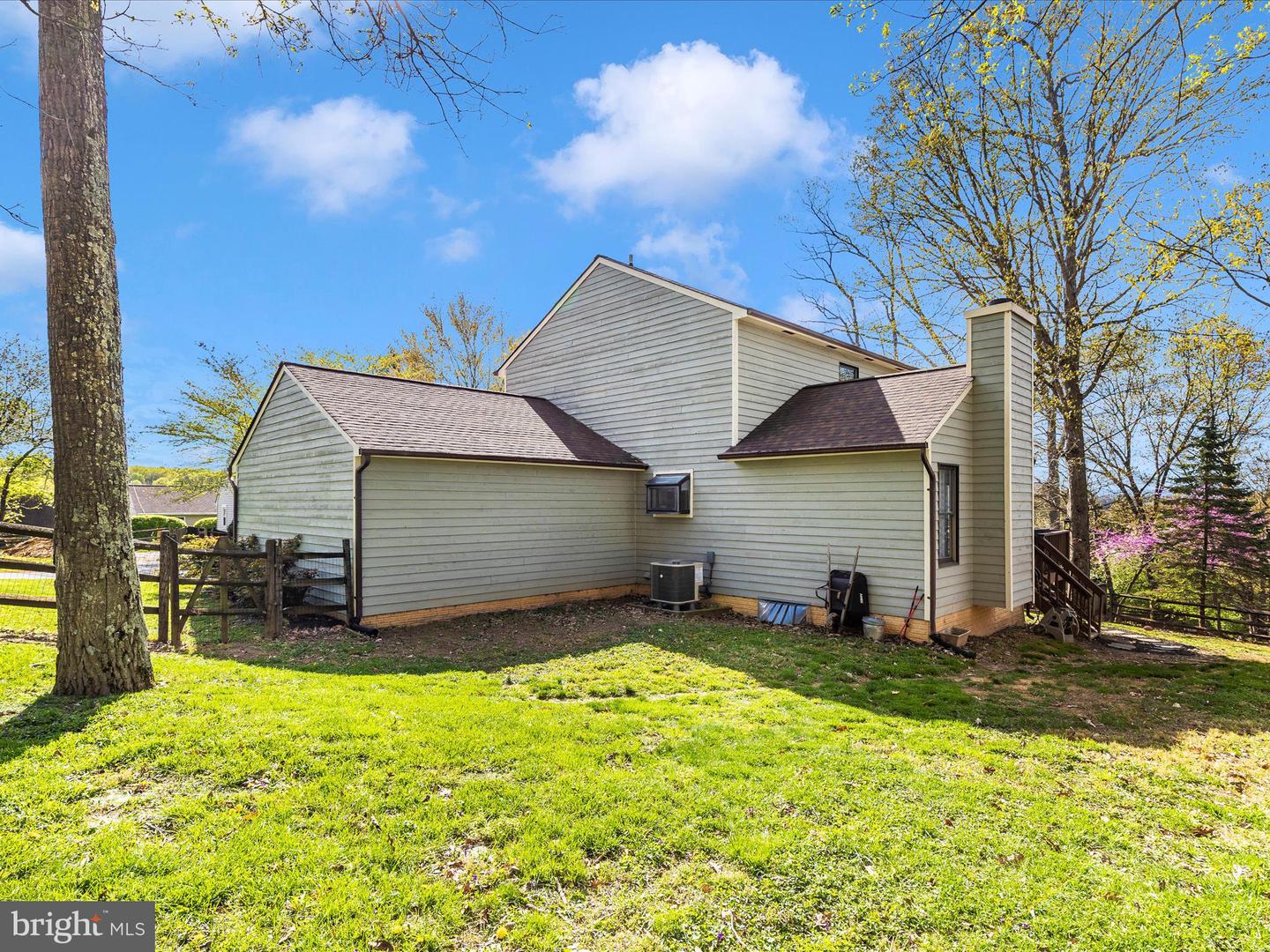 10802 Ridge Point Pl Property Photo 8