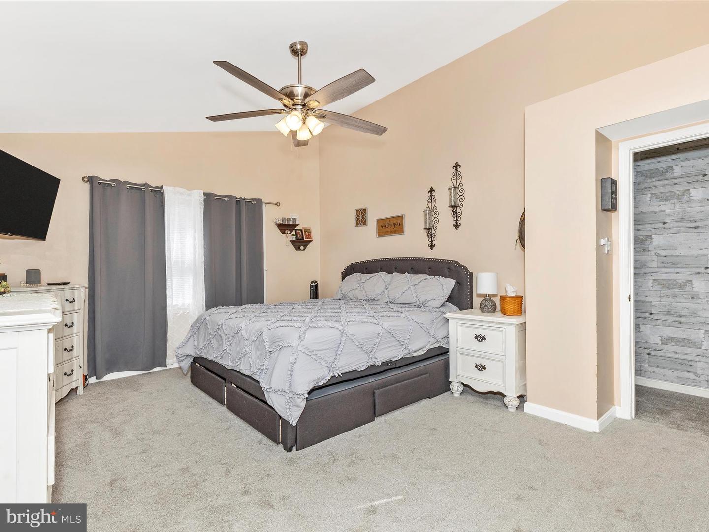 10802 Ridge Point Pl Property Photo 38