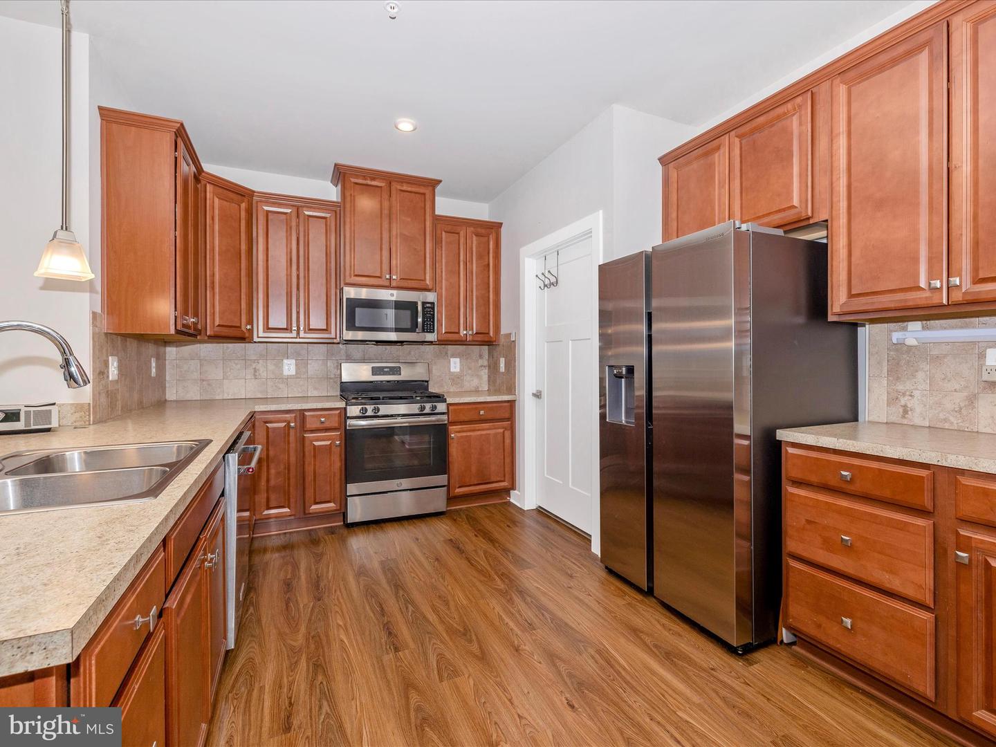 6538 Autumn Olive Dr Property Photo 7