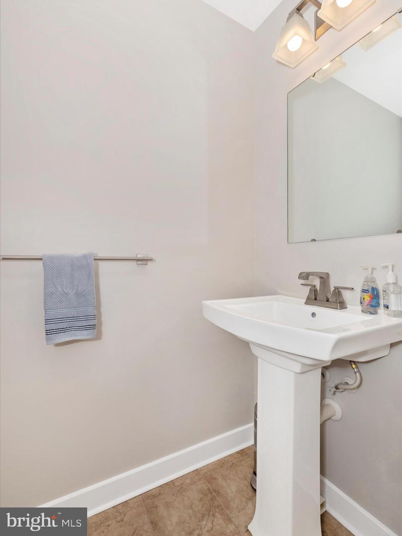 6538 Autumn Olive Dr Property Photo 21