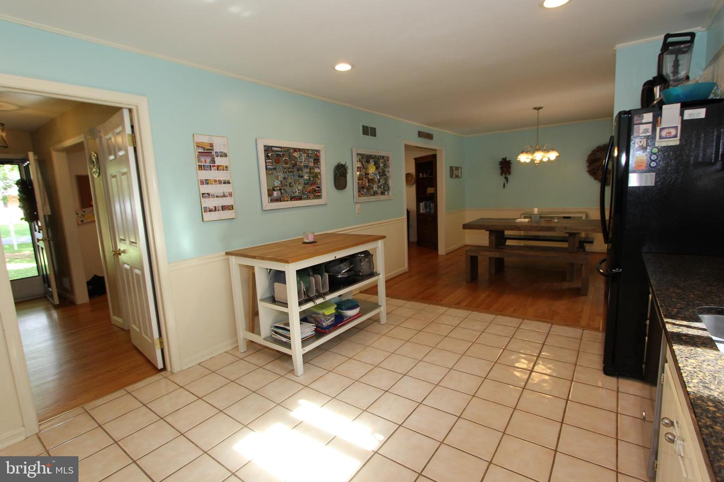 7917 Runnymeade Dr Property Photo 16