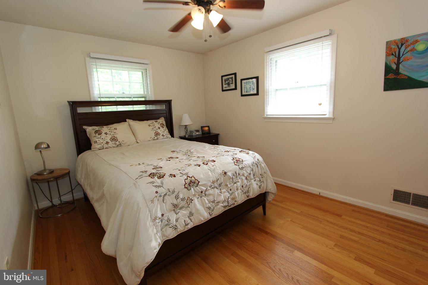 7917 Runnymeade Dr Property Photo 37