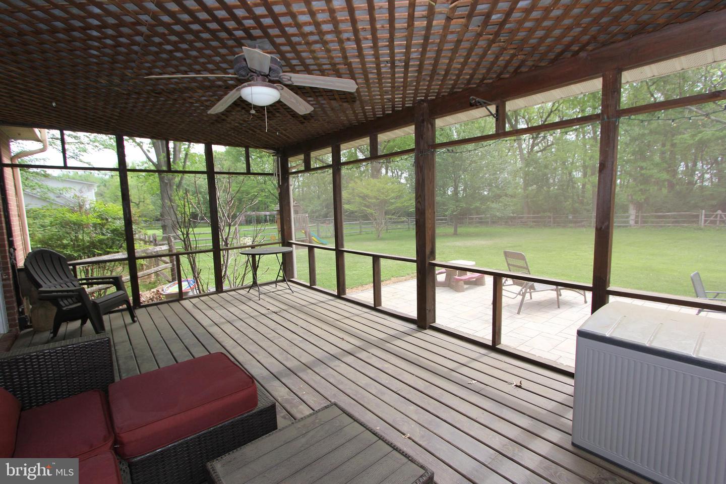 7917 Runnymeade Dr Property Photo 44