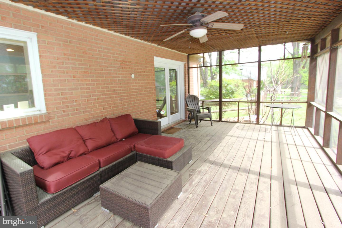 7917 Runnymeade Dr Property Photo 46