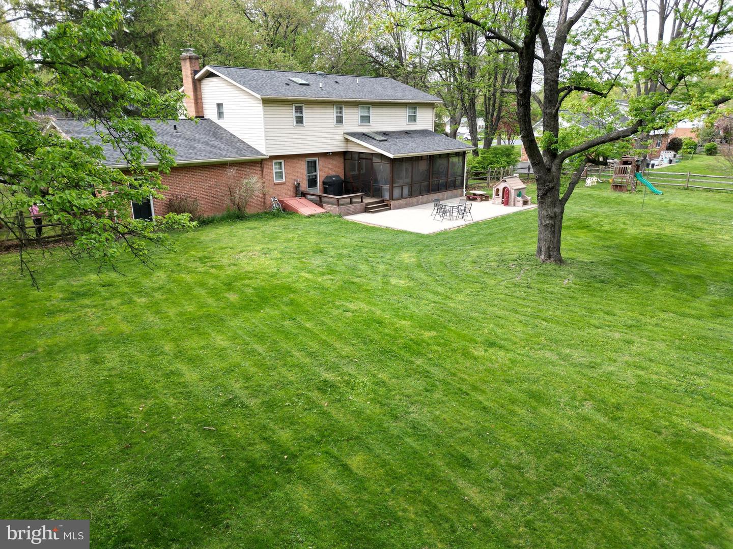 7917 Runnymeade Dr Property Photo 59