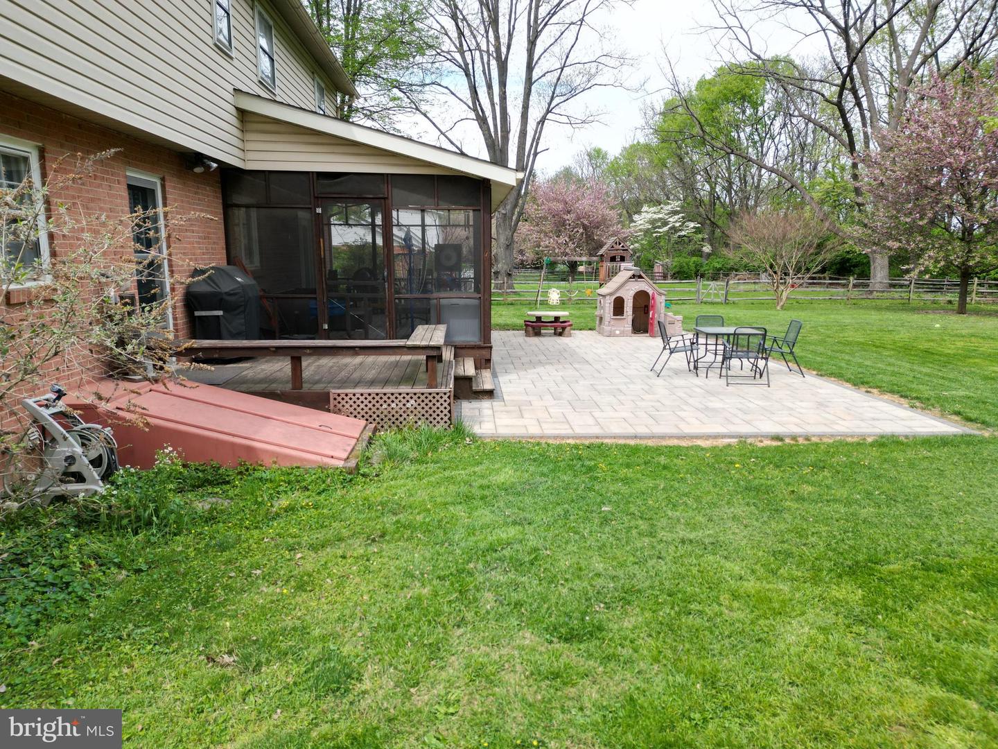 7917 Runnymeade Dr Property Photo 62