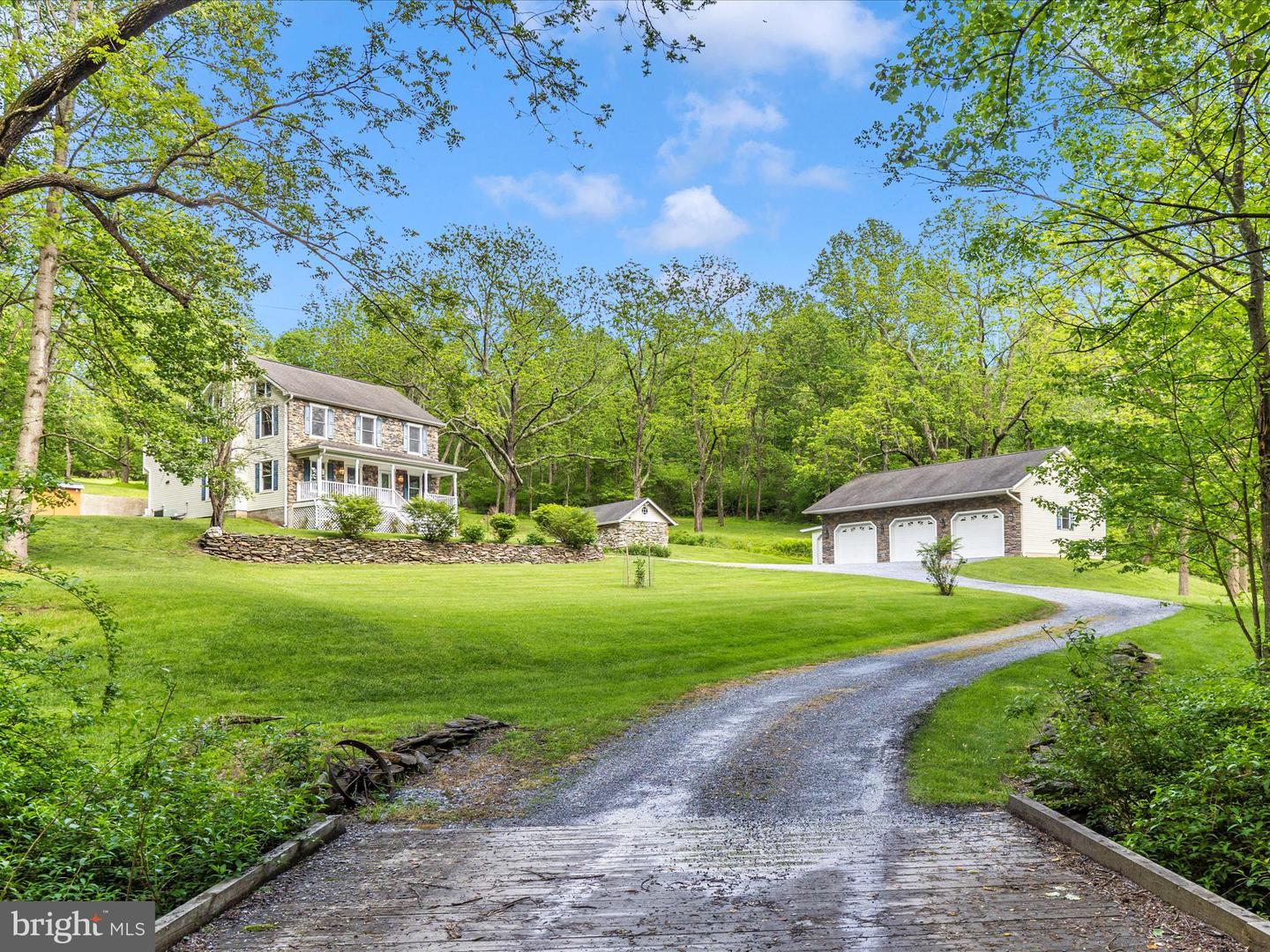 10433 Grindstone Run Rd Property Photo 1