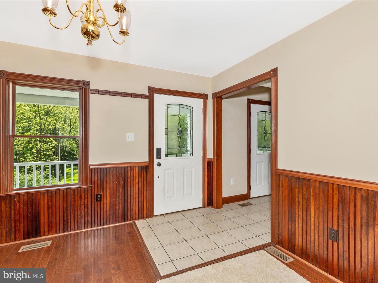 10433 Grindstone Run Rd Property Photo 3