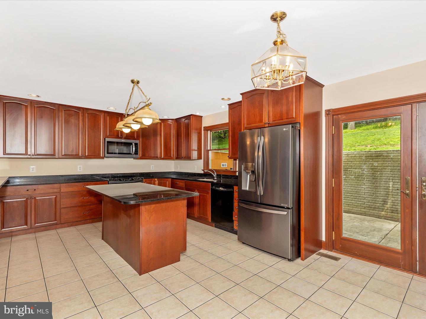 10433 Grindstone Run Rd Property Photo 12