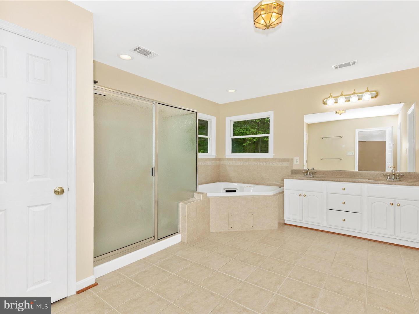 10433 Grindstone Run Rd Property Photo 24