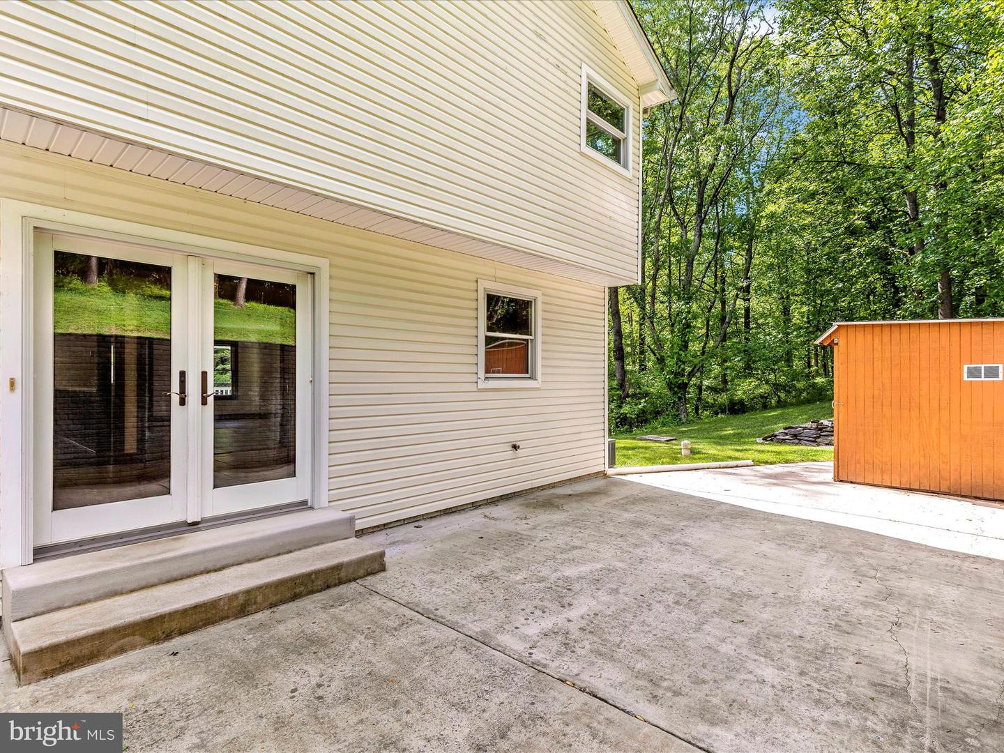 10433 Grindstone Run Rd Property Photo 32