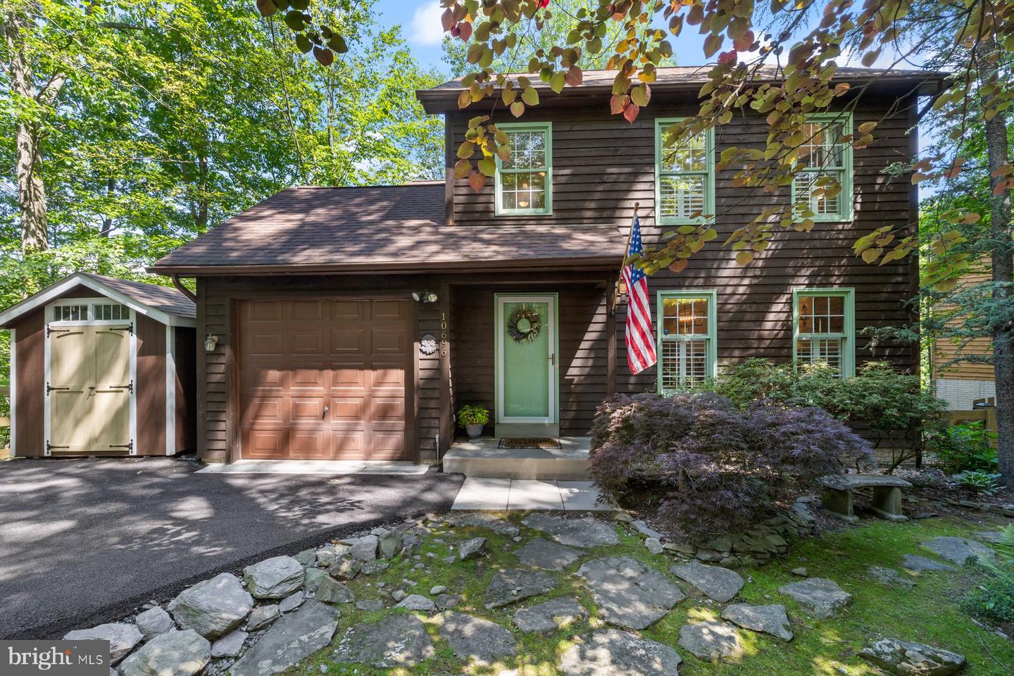 10696 Oakridge Ct Property Photo 1