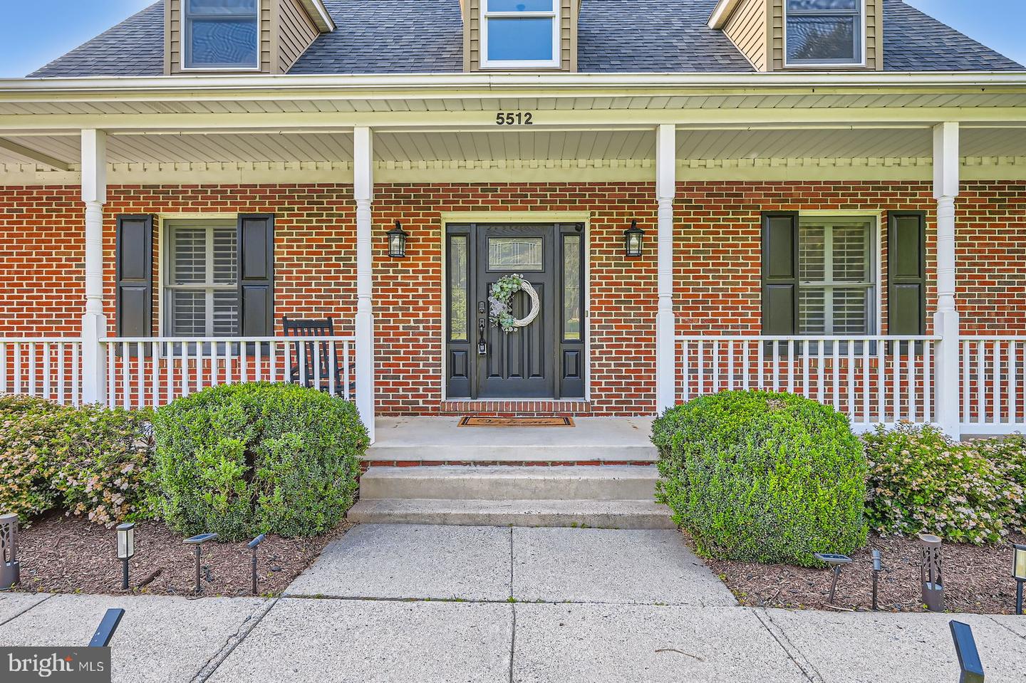 5512 Camelot Ct Property Photo 4