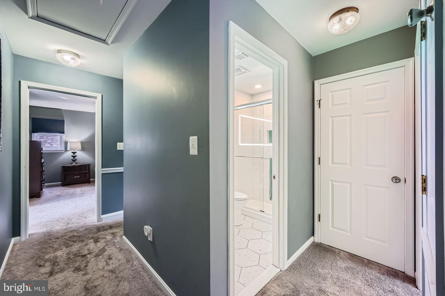 5512 Camelot Ct Property Photo 40