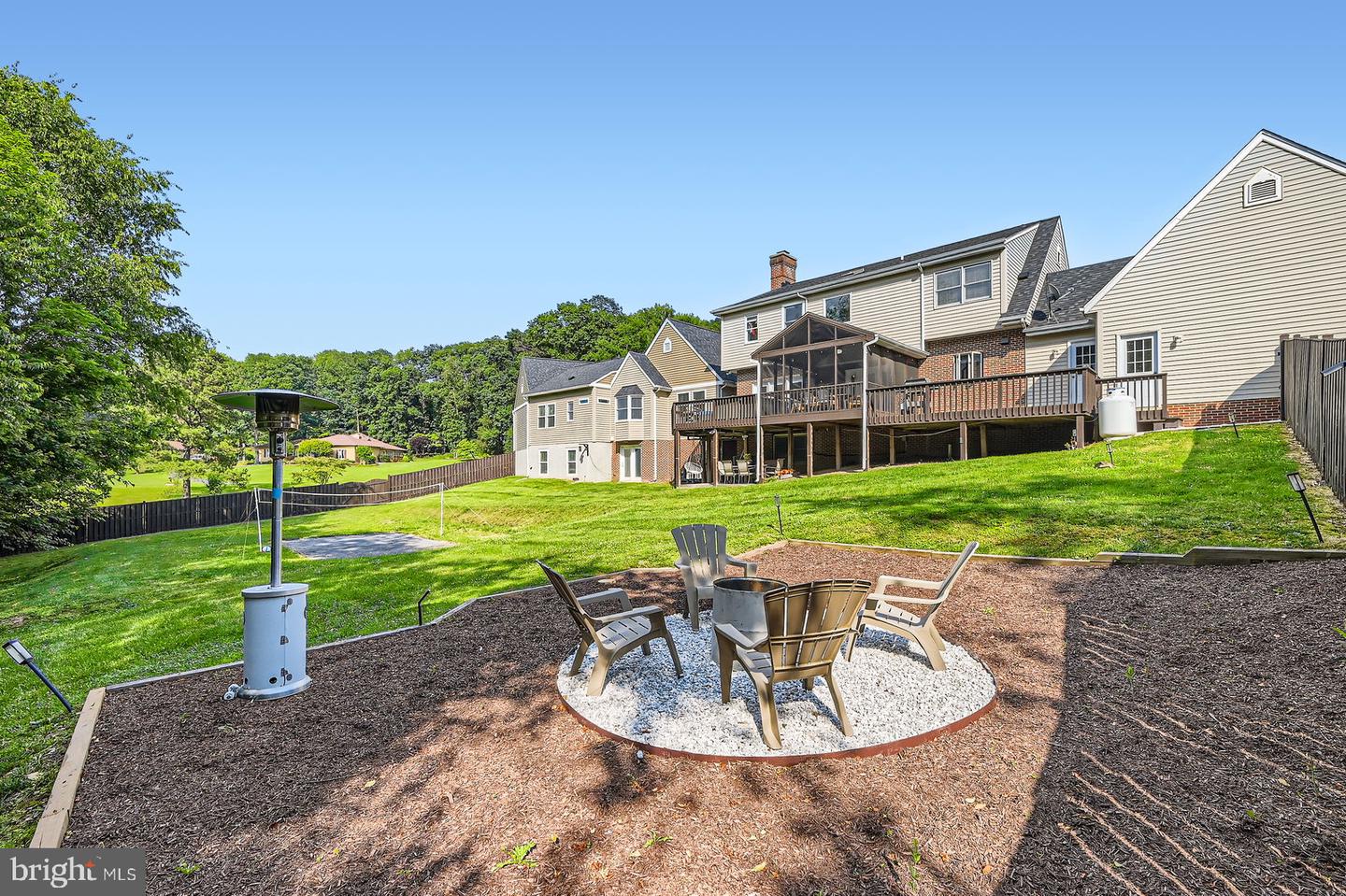 5512 Camelot Ct Property Photo 71