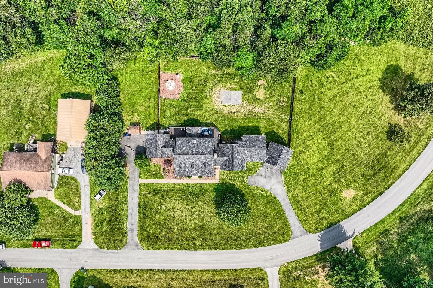 5512 Camelot Ct Property Photo 83