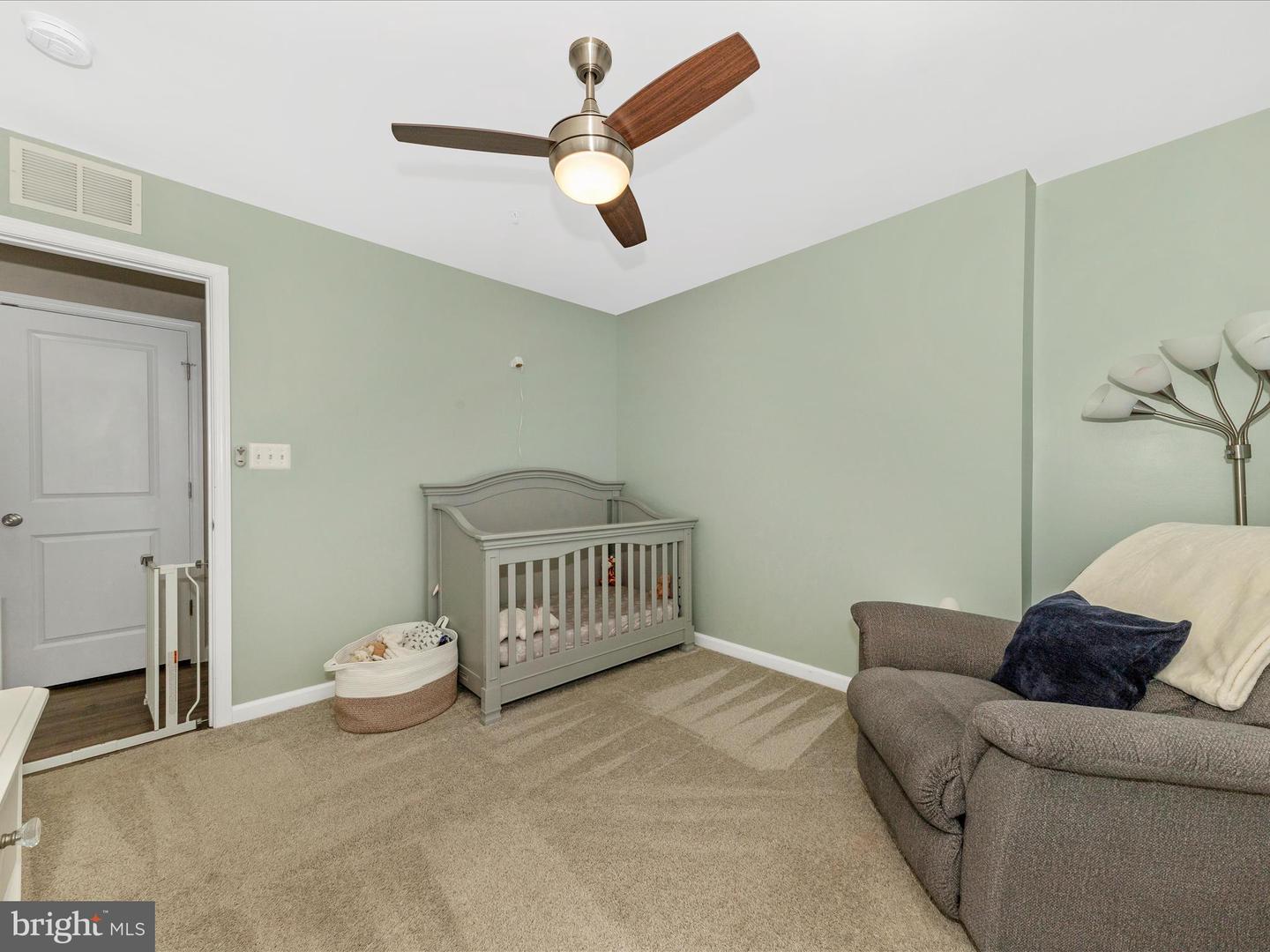 9929 Arapahoe Rd Property Photo 19