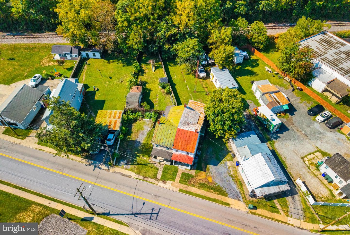 804-6 E South St Property Photo 57