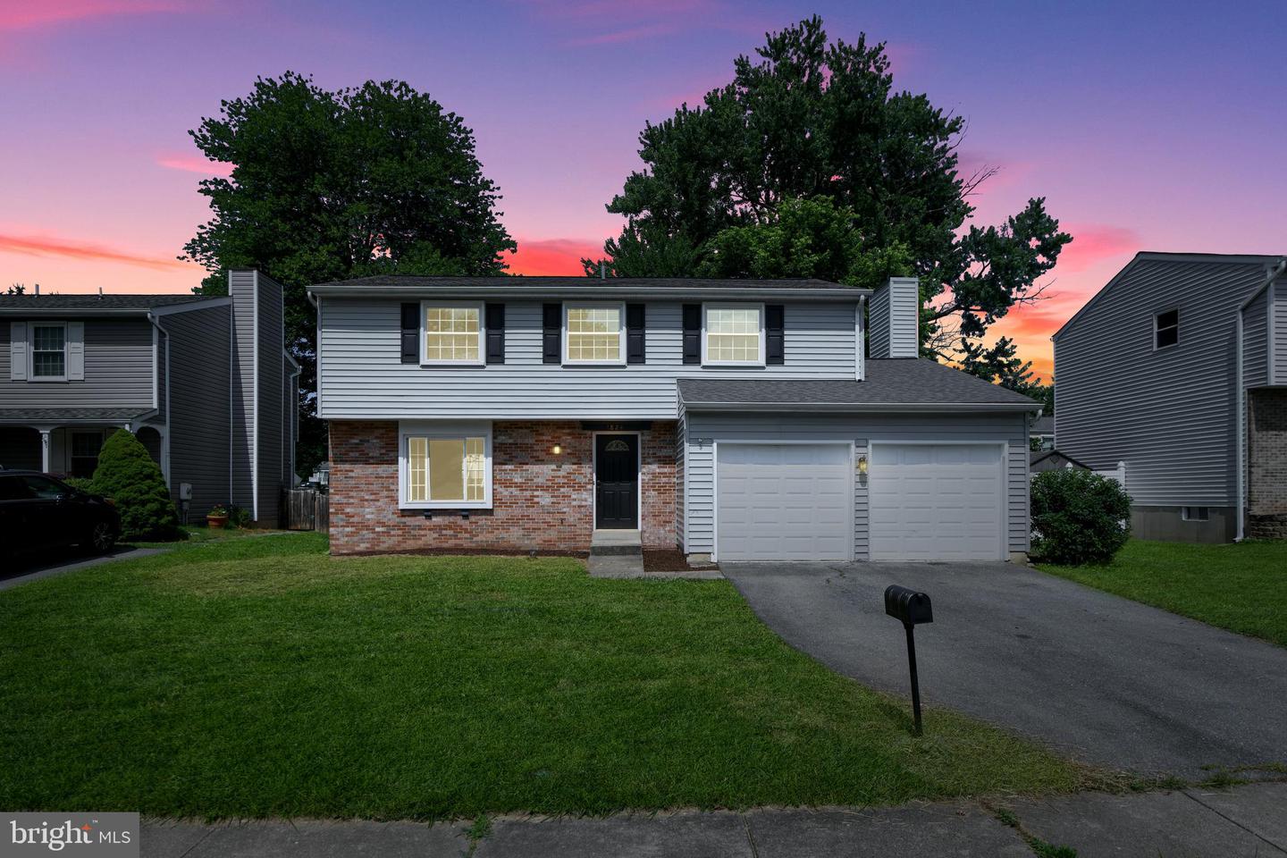 1824 Lawnview Dr Property Photo 1