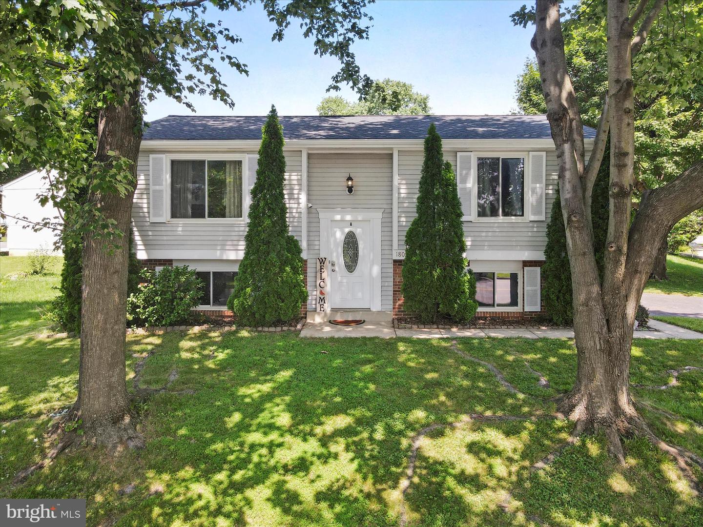 1801 Noblewood Ct Property Photo 1