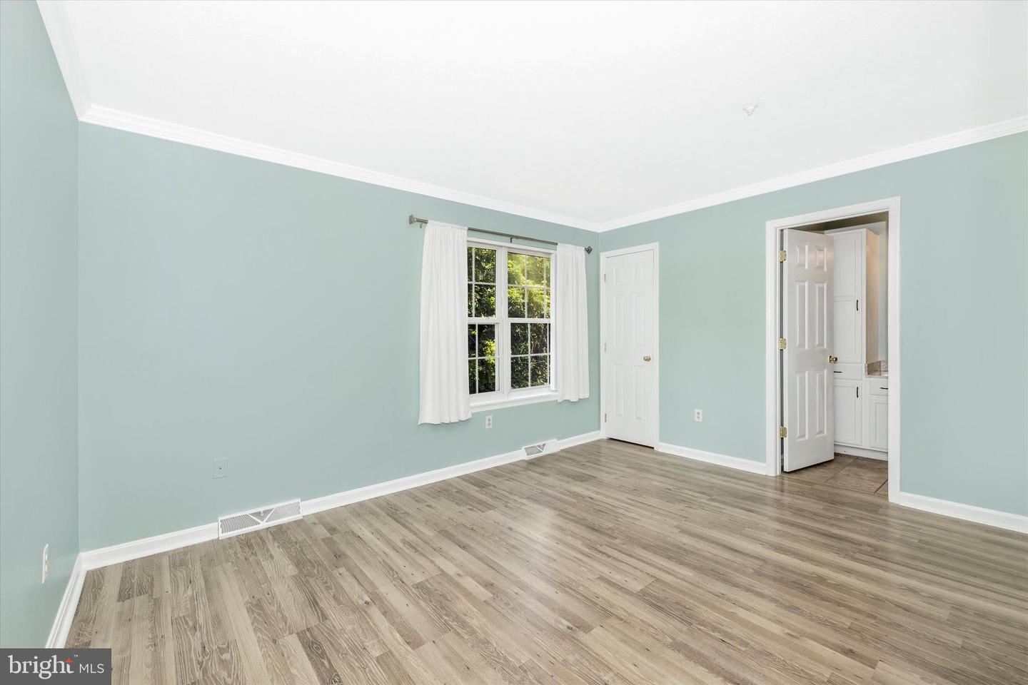 5655 Tessie Ct Property Photo 30