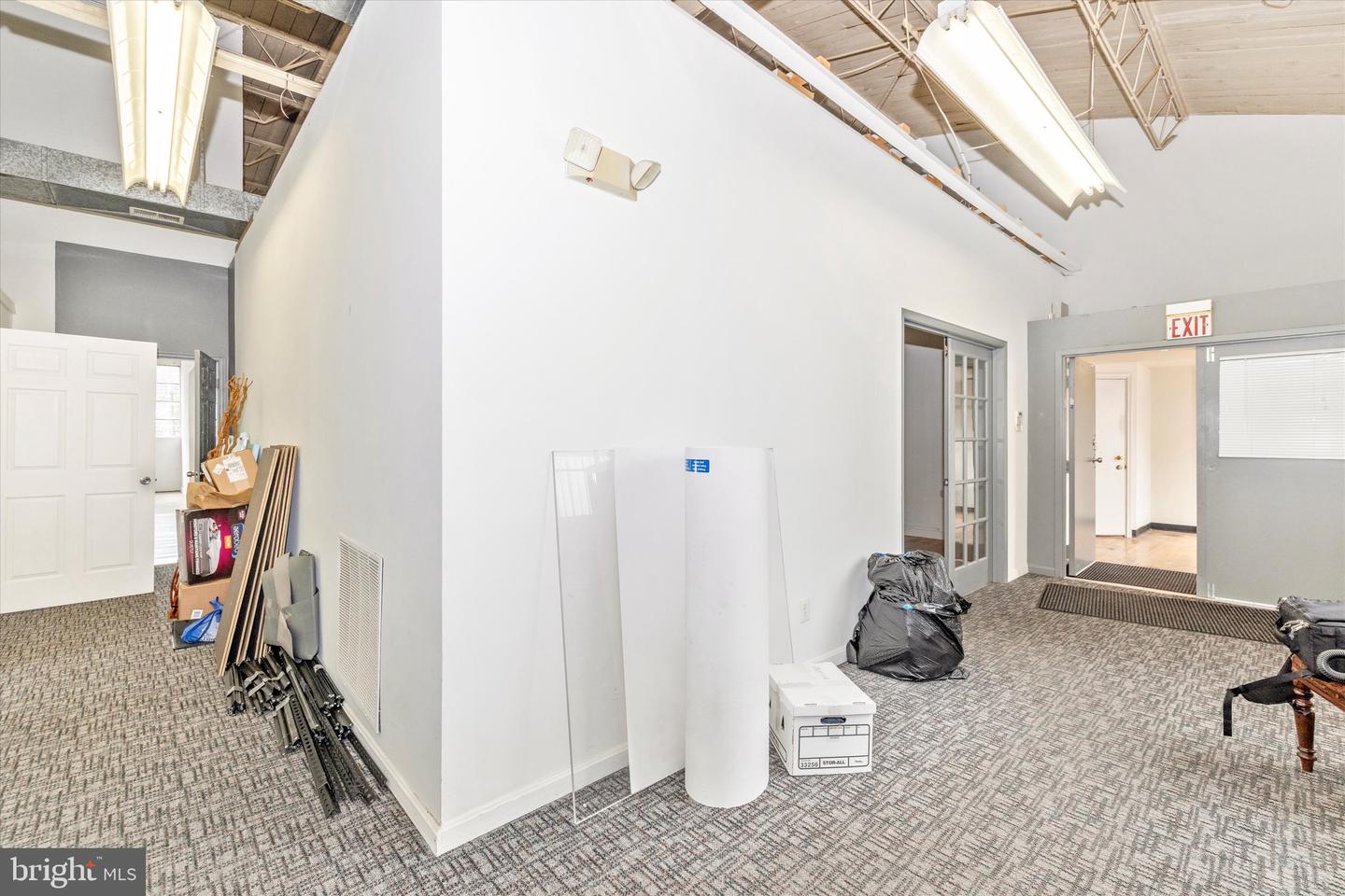 202 E Main St #d Property Photo 12