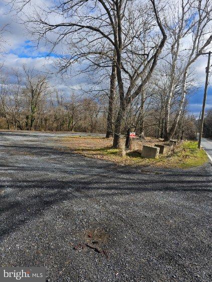Michaels Mill Rd Property Photo 3