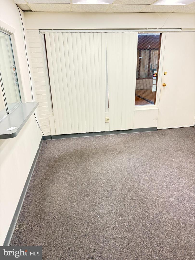 198 Thomas Johnson Dr #205-206 Property Photo 2