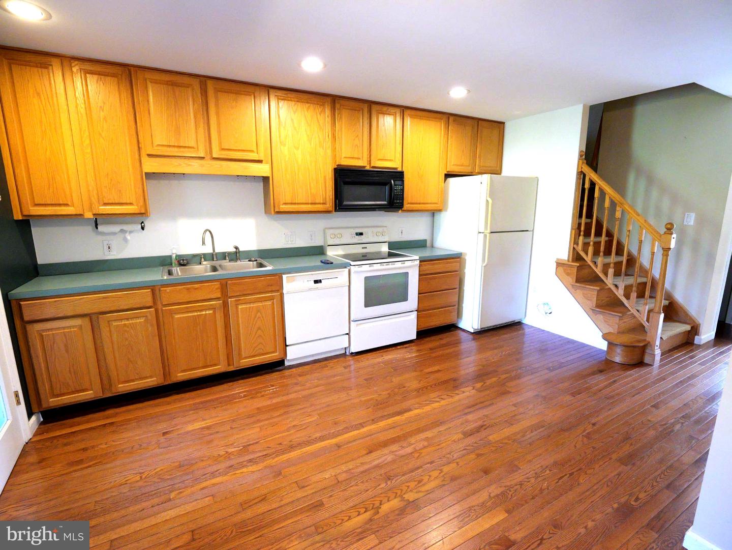 9130 Liberty Village Way Property Photo 2