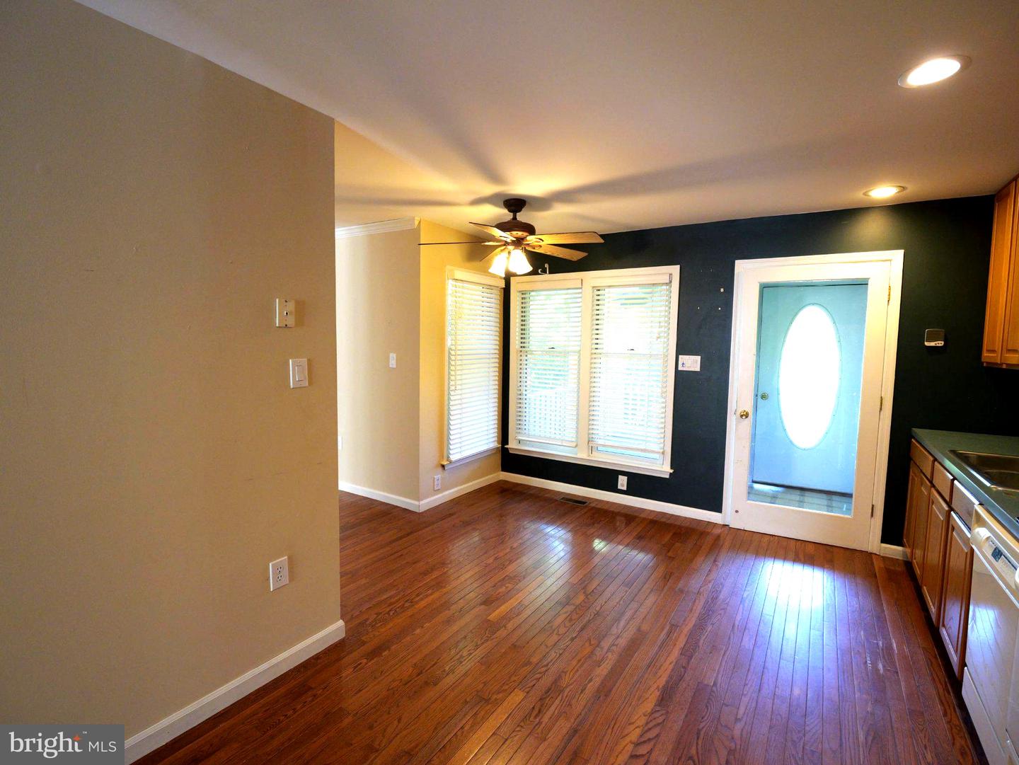 9130 Liberty Village Way Property Photo 3