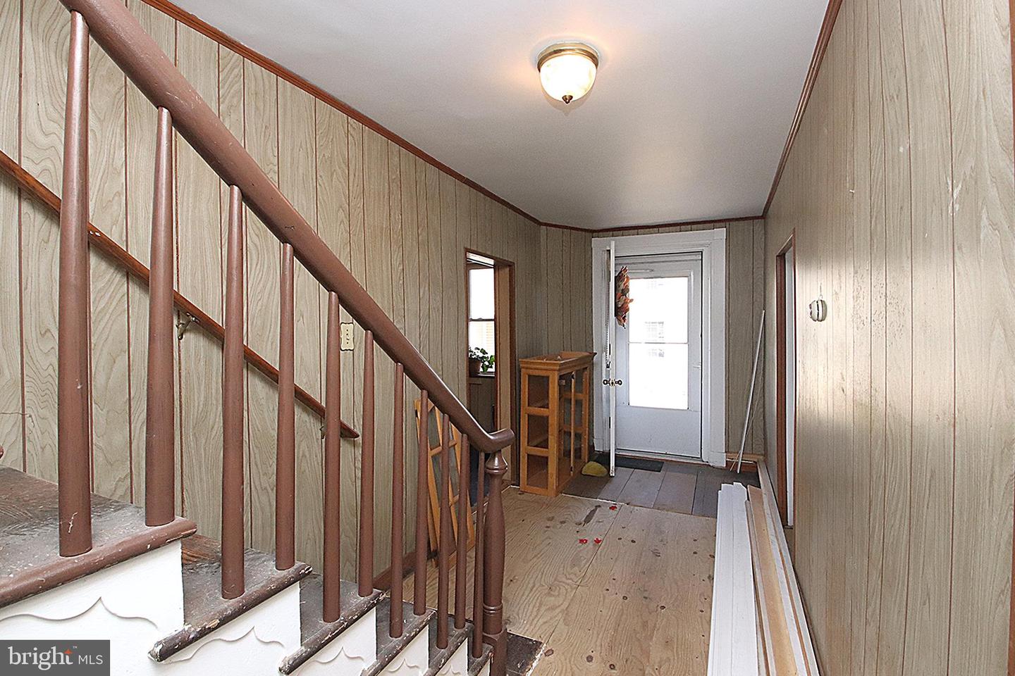 202 E Main St Property Photo 7