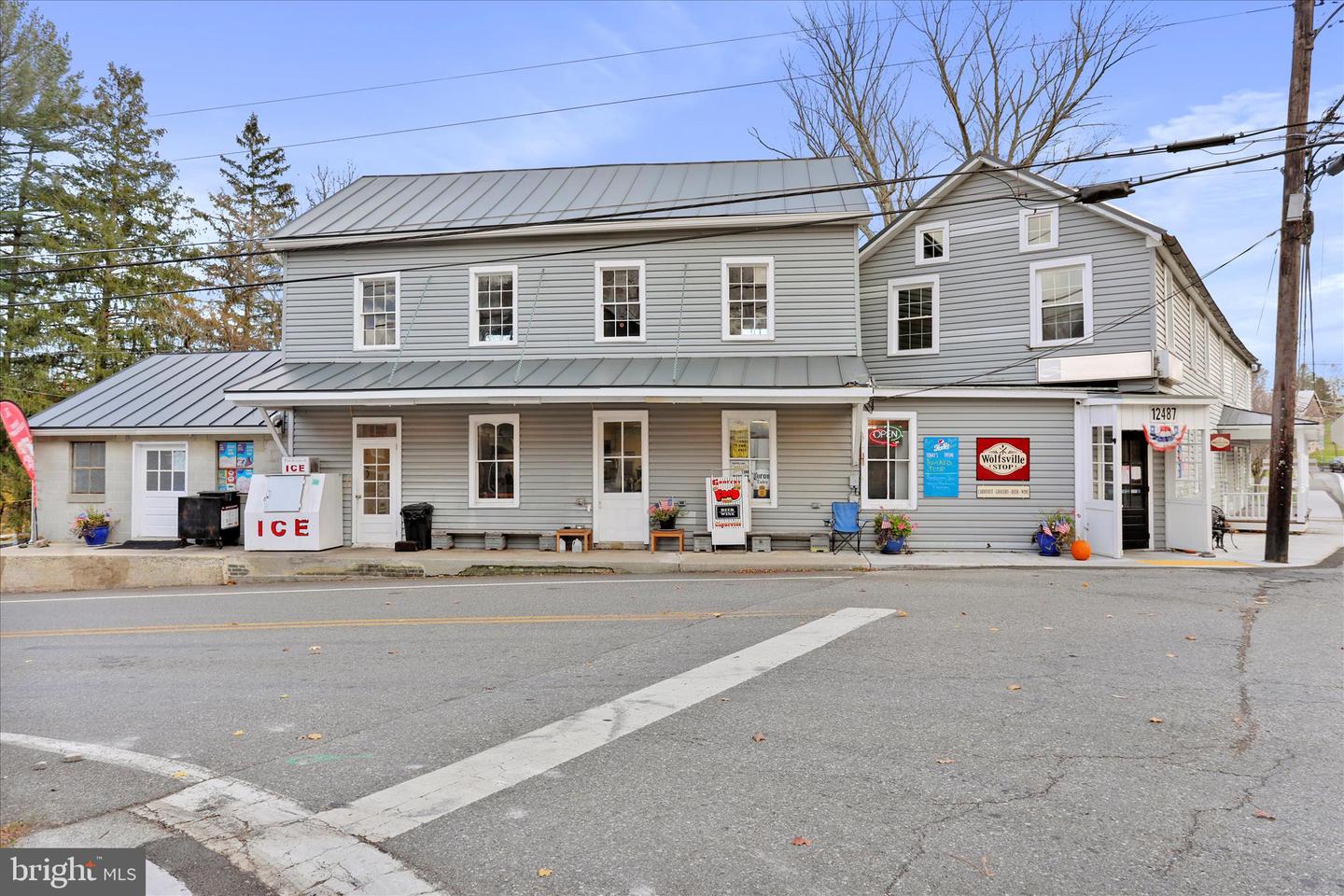 12487-a Property Photo 1