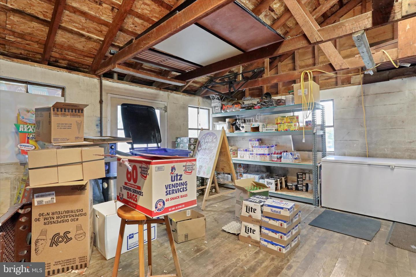 12487-a Property Photo 30