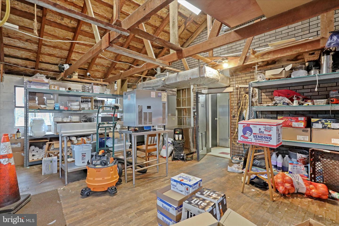 12487-a Property Photo 31