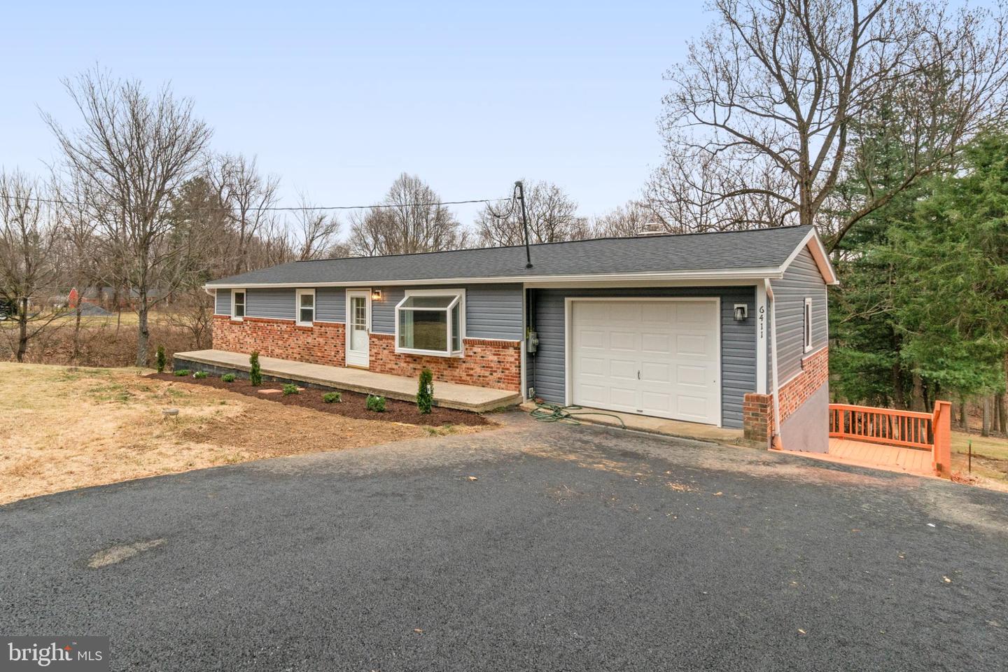 6411 Fulmer Rd Property Photo 1