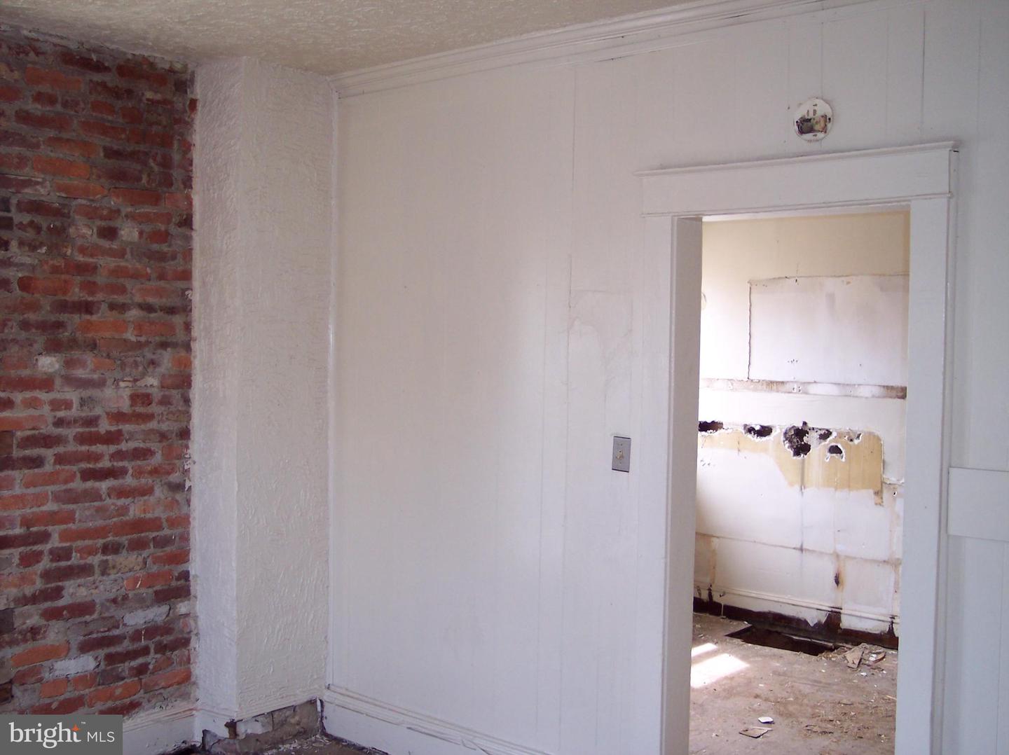 358 W Patrick St Property Photo 11